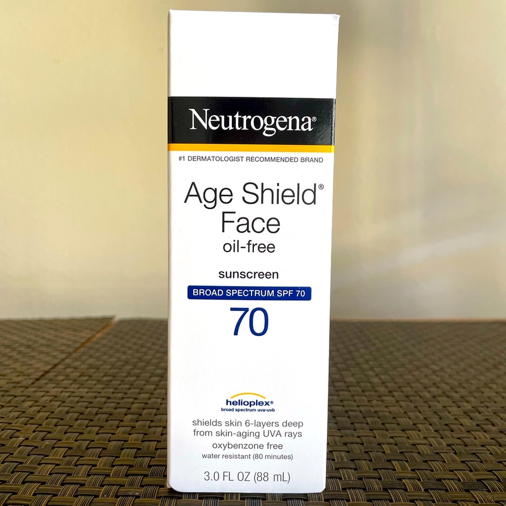 Neutrogena Age Shield Face Sunscreen SPF 70